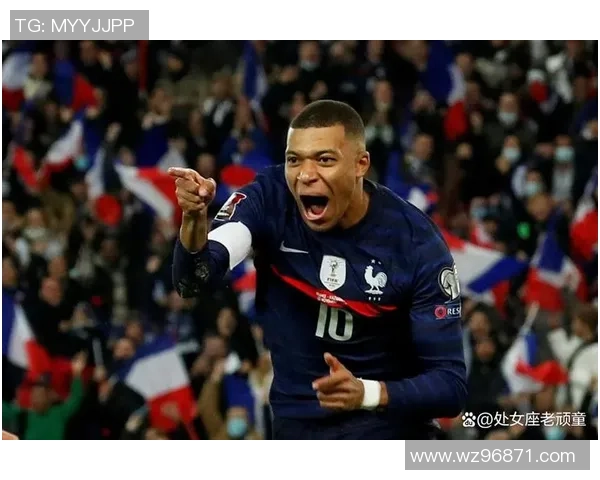 开银色法拉利的足球球星在赛场与生活中的非凡魅力与传奇故事